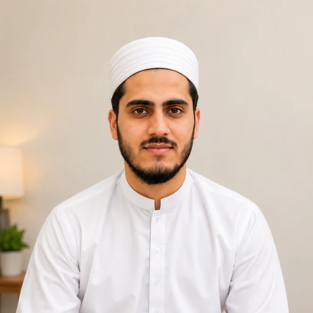 Sheikh Daud — Nūr Academy faculty Sheikh Daud, online Quran teacher for one-on-one Quran and Islamic studies at Nūr Academy